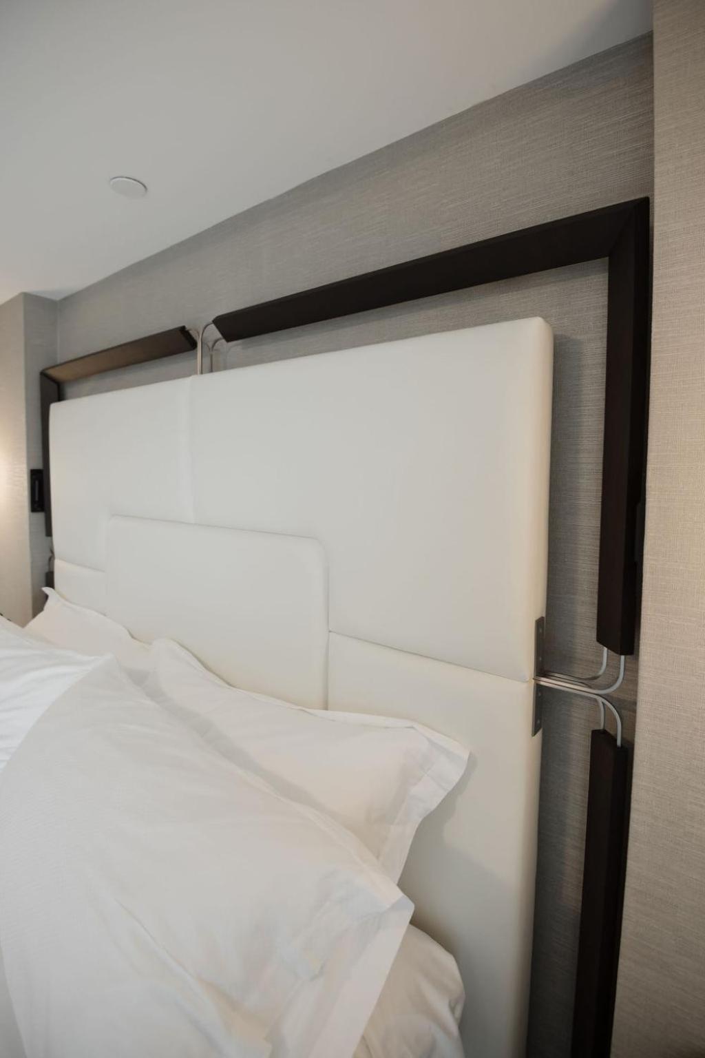 The Reid Hotel Vanderhoof Kültér fotó